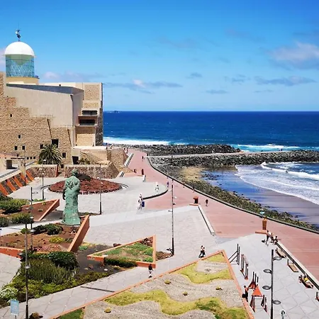 Apartment Acogedor En Primera Linea De Playa Canteras *